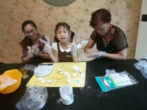 中秋活动1.jpg 中秋活动1.jpg