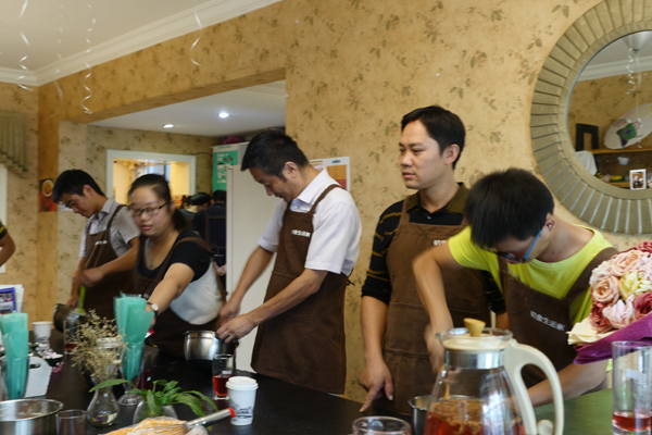 华敏测控生日会2 华敏测控生日会2