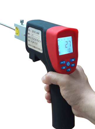 新型便携式温度在线校准仪